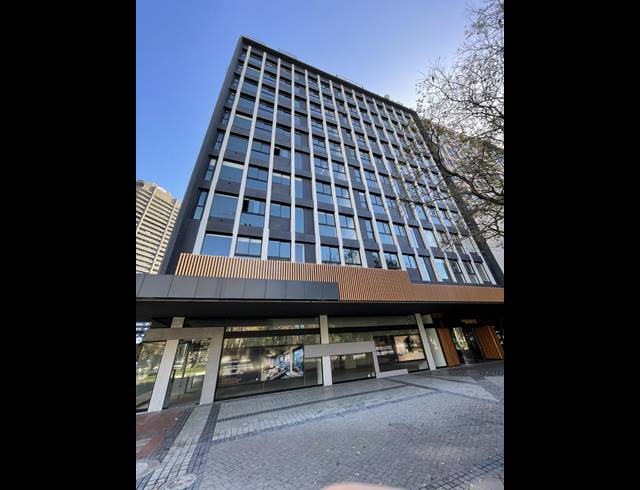 215M² RETAIL FOR SALE IN CAPE TOWN CITY CENTRE